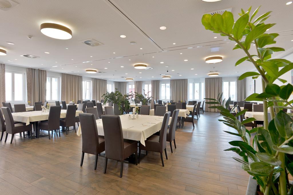 Hotel Goldener Adler Wattens Ngoại thất bức ảnh