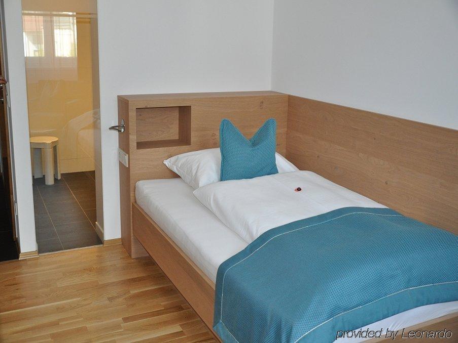 Hotel Goldener Adler Wattens Phòng bức ảnh